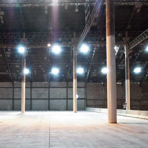 Oprawa V-TAC LED UFO high bay IP65 ALU 155Lm/W 100W VT-91102 4000K 15500lm 5 lat gwarancji