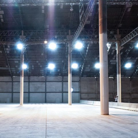 Oprawa V-TAC LED UFO high bay IP65 ALU 155Lm/W 200W VT-91202 6500K 31000lm 5 lat gwarancji