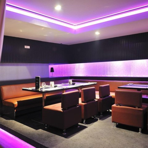 Taśma LED V-TAC 12V SMD5050 300LED IP65 rękaw 7W/m VT-5050 60-IP65 RGB