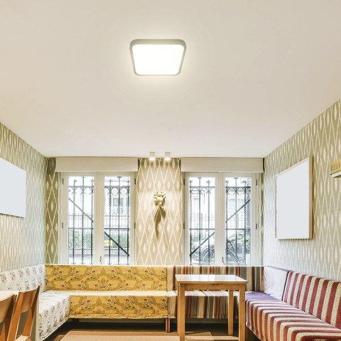 Oprawa sufitowa plafoniera V-TAC 18W LED SAMSUNG CHIP kwadrat 30x30cm natynkowy pilot czujnik ruchu IP44 czarny VT-8618S 4000K 1